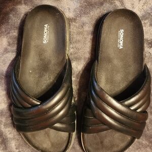 Sonoma Black Crisscross Slides